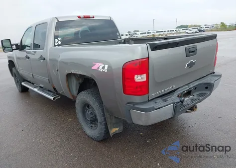 2009 Chevrolet Silverado 2500Hd Lt z USA, uszkodzony, nr VIN 1GCHK53K59F149540